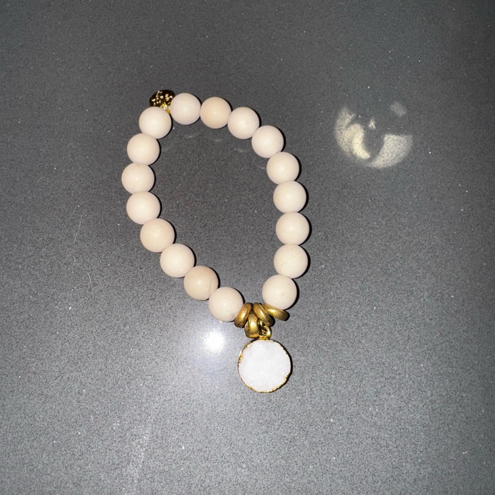 Cream Beaded Bracelet